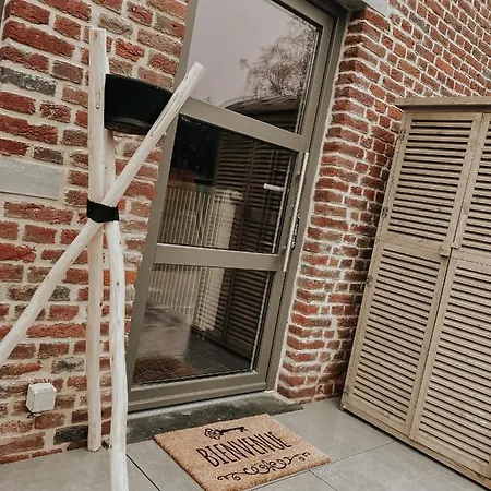 Pause Cachee ゲストハウス 4*