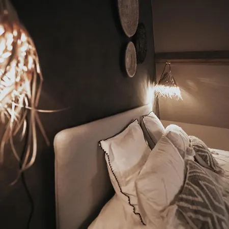 ゲストハウス Pause Cachee 4*