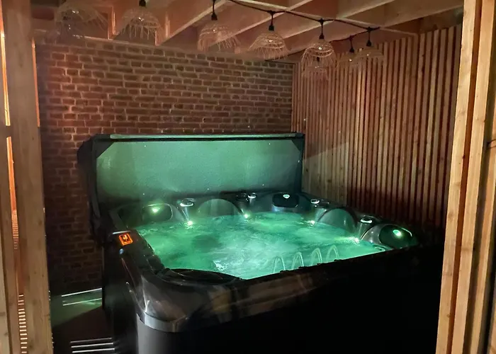 Pause Cachee בית הארחה 4*